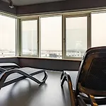Globana Airport Hotel