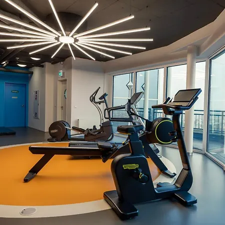 Globana Airport Hotel