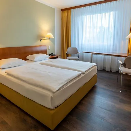 מלון Globana Airport 4*