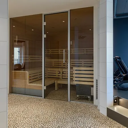 Globana Airport שקאודיטז