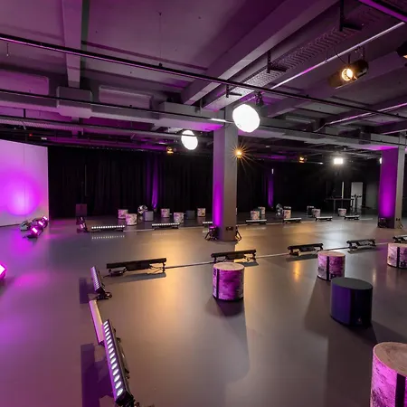 Globana Airport Hotel 4*