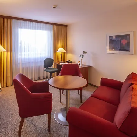 فندق Globana Airport 4*