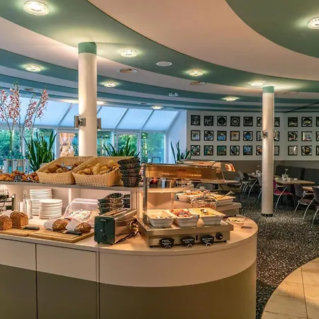 Globana Airport فندق