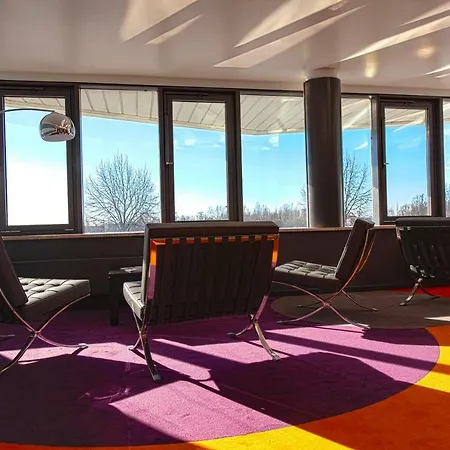 Globana Airport מלון 4*