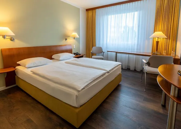 فندق Globana Airport 4*