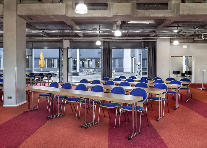 فندق Globana Airport شكويديتس