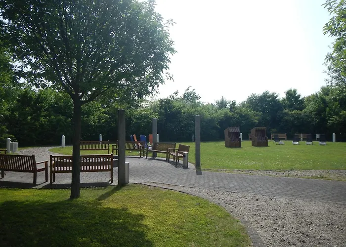 Globana Airport شكويديتس