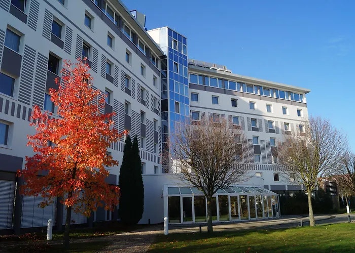 Globana Airport 4* شكويديتس