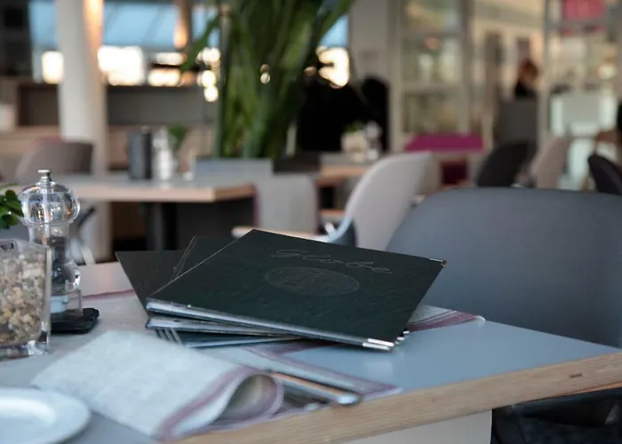 فندق Globana Airport 4*